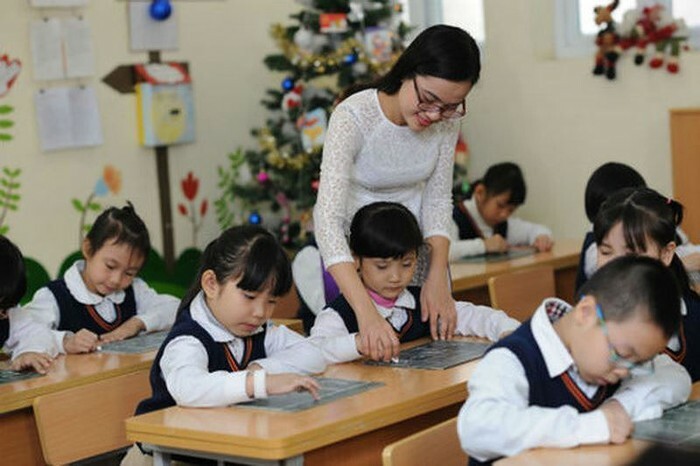 Trắc nghiệm Ôn tập phép cộng và phép trừ hai phân số có đáp án – Toán lớp 5 (ảnh 1)